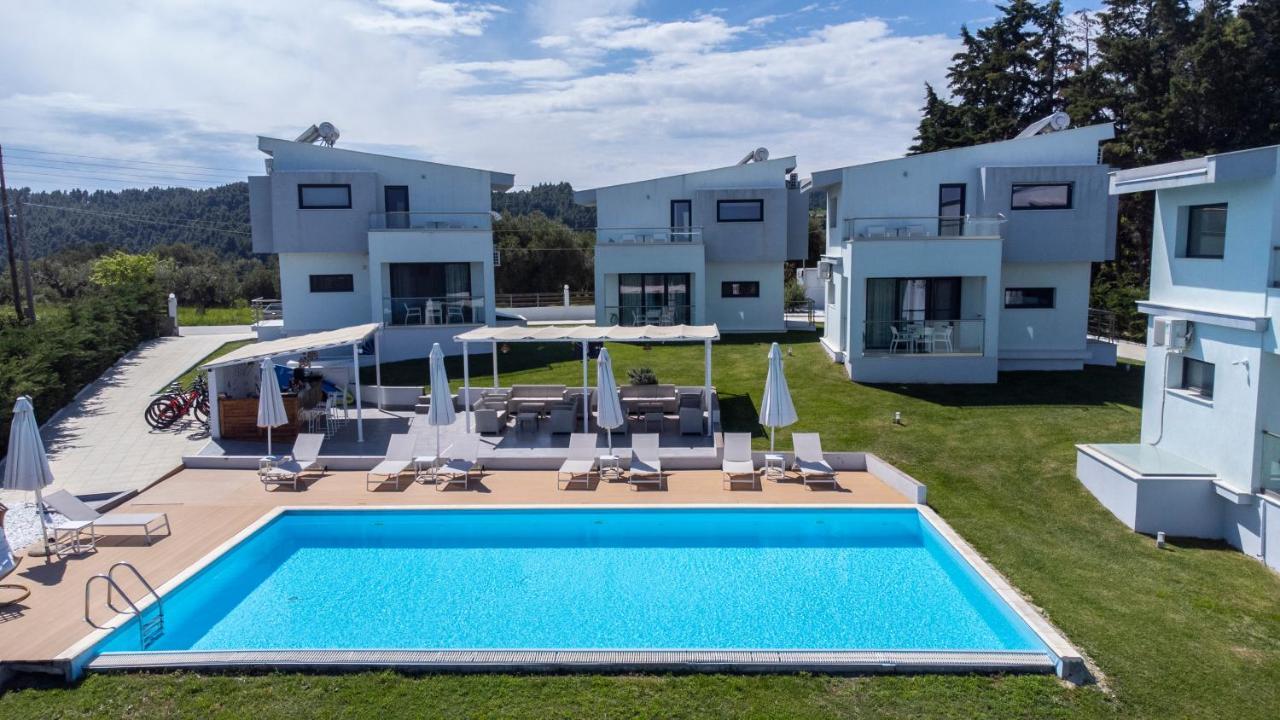 Blue Avenue Aparthotel Paliouri Exteriör bild