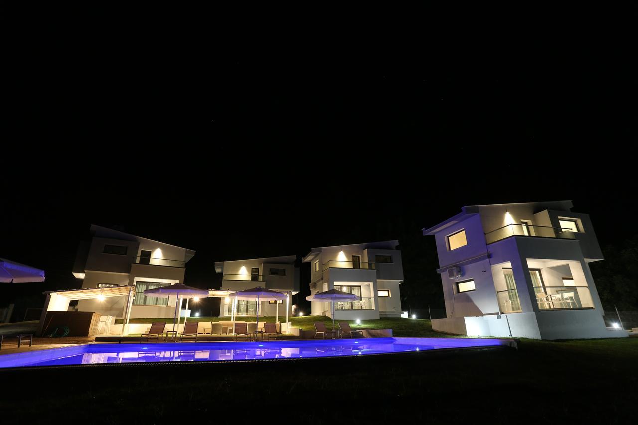 Blue Avenue Aparthotel Paliouri Exteriör bild